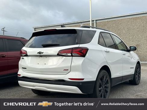 Used 2024 Chevrolet Equinox RS FWD image 2