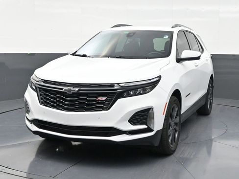 Used 2024 Chevrolet Equinox RS w/ RS Leather Package FWD image 8