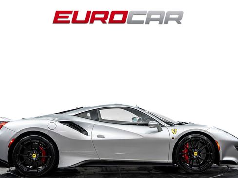 Used 2020 Ferrari 488 Pista *HUGE CARBON INTERIOR OPTIONS image 6