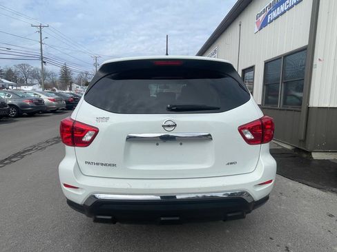Used 2017 Nissan Pathfinder S image 5