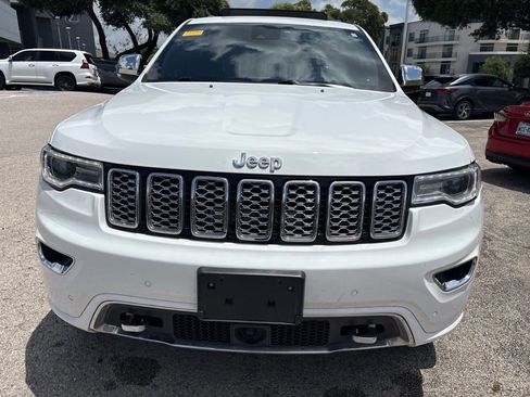 Used 2020 Jeep Grand Cherokee Overland AWD/4WD image 8