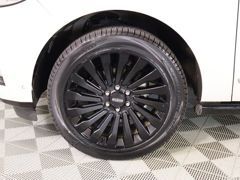 Used 2019 Lincoln Navigator Reserve AWD/4WD image 21