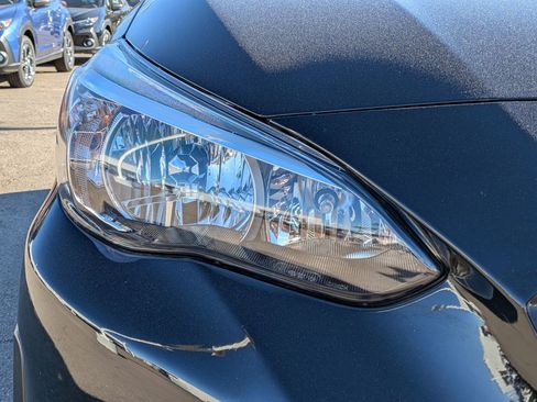 Used 2023 Subaru Crosstrek 2.0i Premium image 6