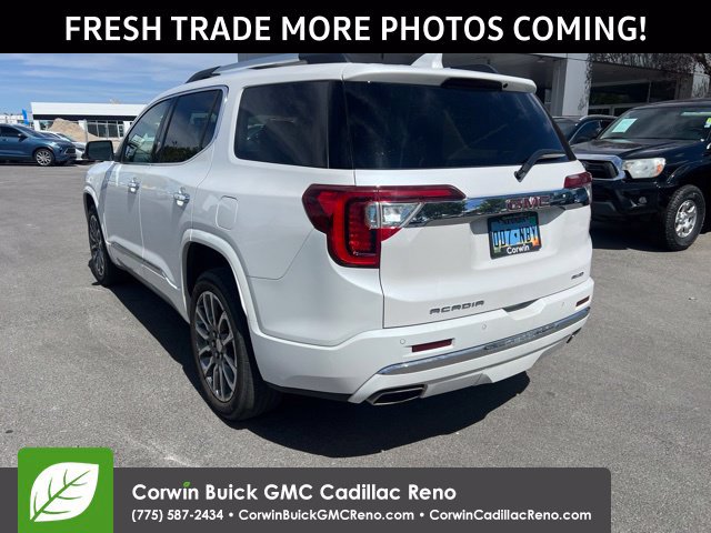 Used 2023 GMC Acadia Denali w/ Denali Ultimate Package AWD/4WD image 8