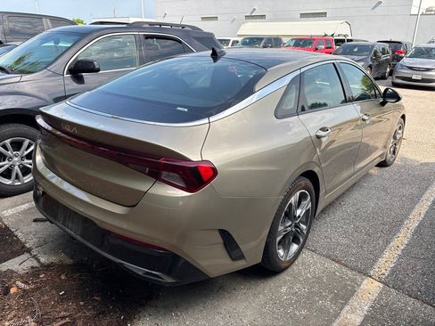 Used 2022 Kia K5 EX FWD image 4
