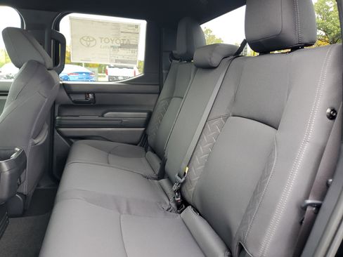 Used 2025 Toyota Tacoma SR image 11