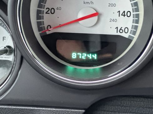 Used 2009 Dodge Challenger R/T image 24