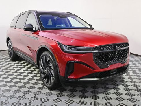 New 2026 Lincoln Nautilus Reserve w/ Jet Appearance Package image 9