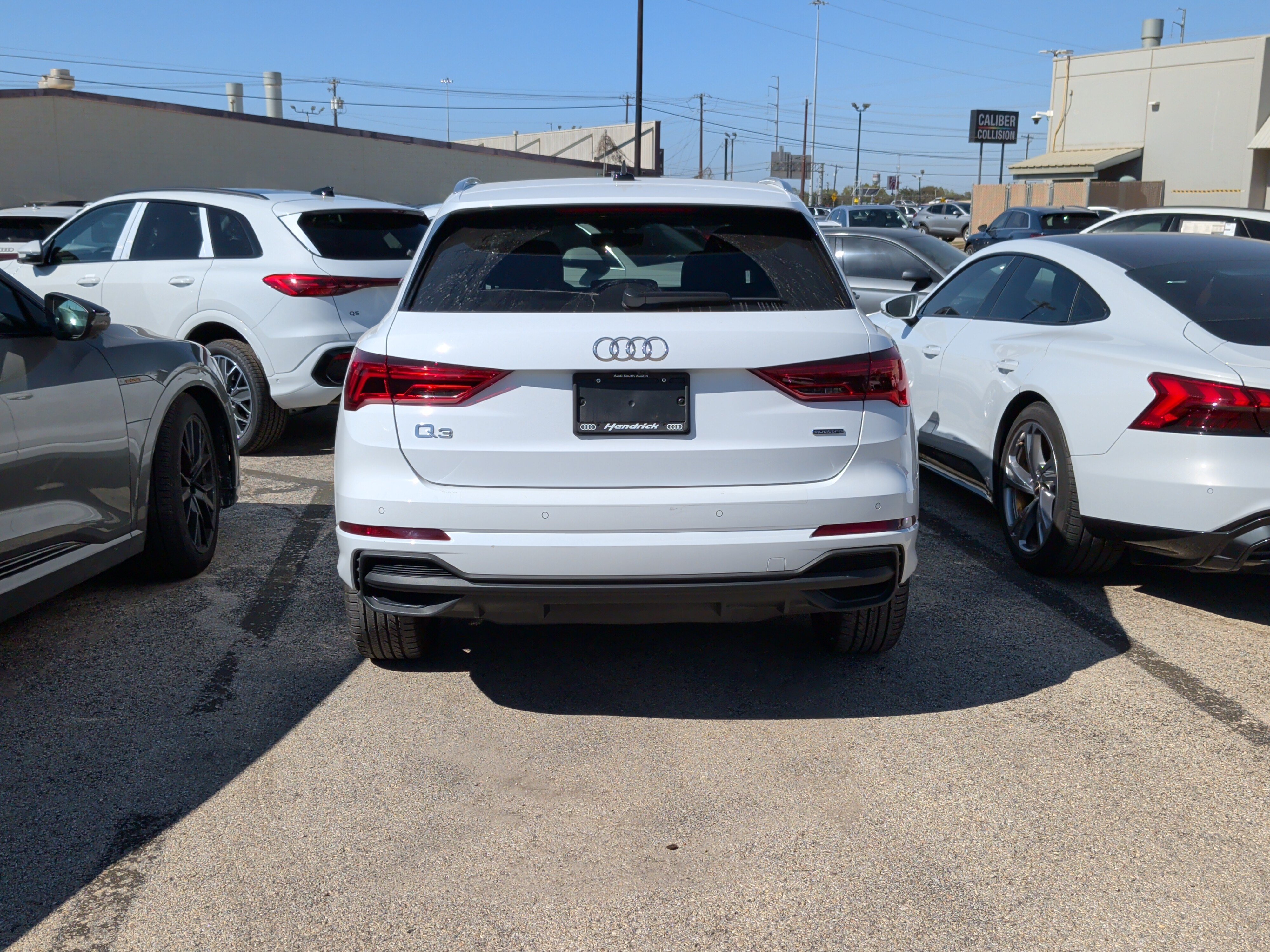 Used 2024 Audi Q3 2.0T Premium w/ Convenience Package AWD/4WD image 9