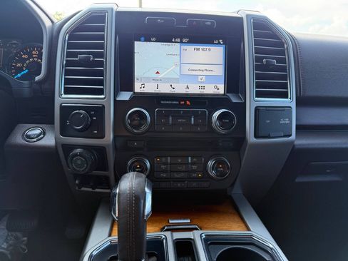 Used 2016 Ford F150 King Ranch w/ Equipment Group 601A Luxury RWD image 18