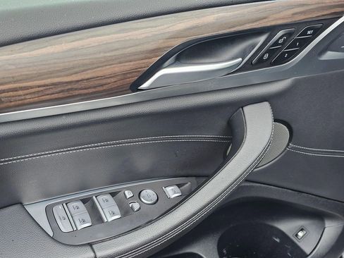 Used 2021 BMW X3 xDrive30e w/ Executive Package image 22