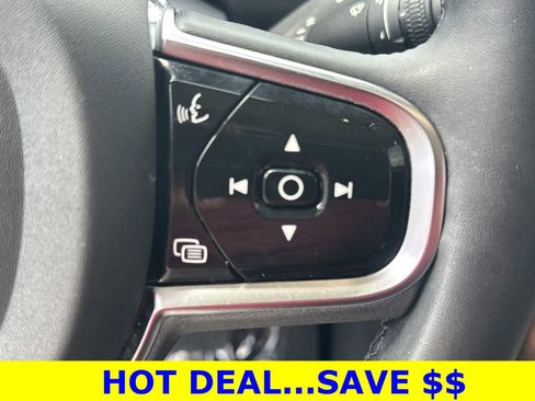 Used 2023 Volvo XC90 B6 Plus w/ Protection Package Premier AWD/4WD image 22