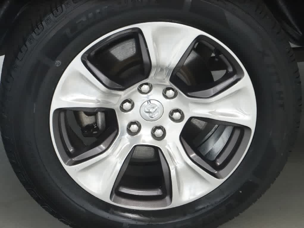 Used 2021 RAM 1500 Laramie AWD/4WD image 12
