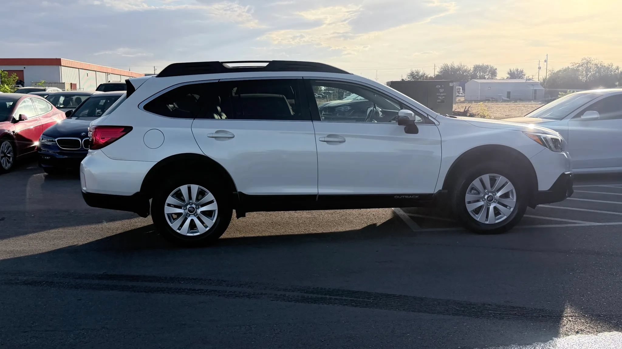 Used 2016 Subaru Outback 2.5i Premium AWD/4WD image 5