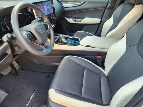 Used 2022 Lexus NX 350 350 Premium image 3