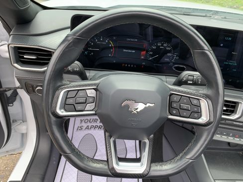 Used 2025 Ford Mustang Premium RWD image 24