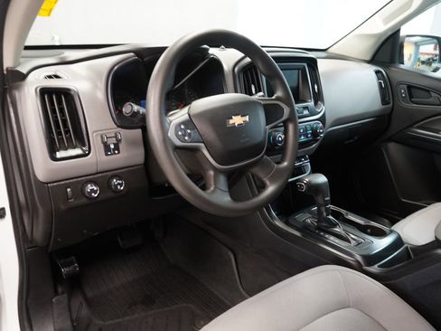 Used 2019 Chevrolet Colorado W/T w/ WT Convenience Package AWD/4WD image 5