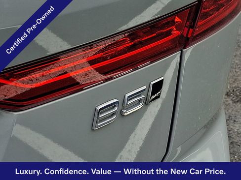 Certified 2024 Volvo XC60 B5 Core w/ Climate Package AWD/4WD image 5