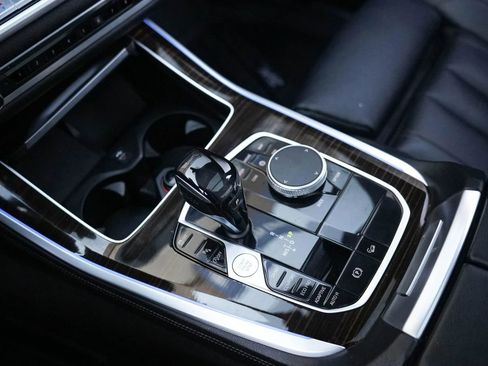 Used 2019 BMW X5 xDrive40i w/ Convenience Package image 37