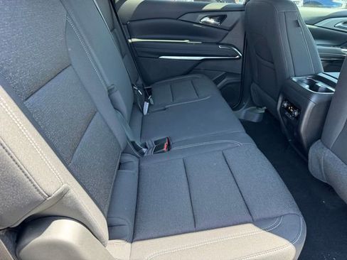 New 2026 Chevrolet Traverse LT FWD image 9