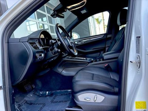 Used 2022 Porsche Macan S AWD/4WD image 12