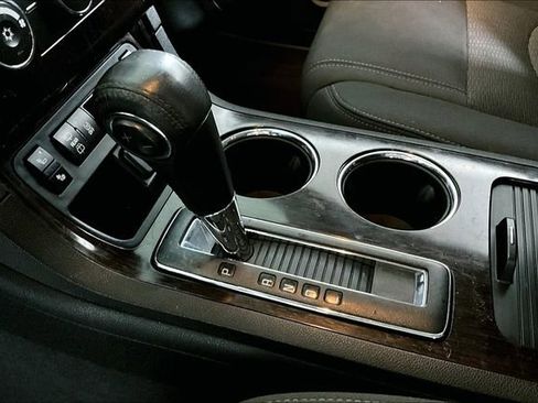 Used 2017 Chevrolet Traverse LT image 15