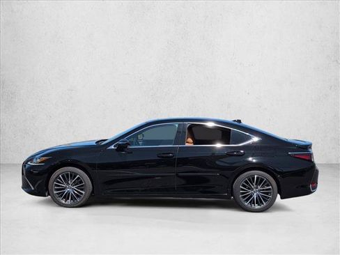 Used 2025 Lexus ES 300h w/ Premium Package FWD image 9