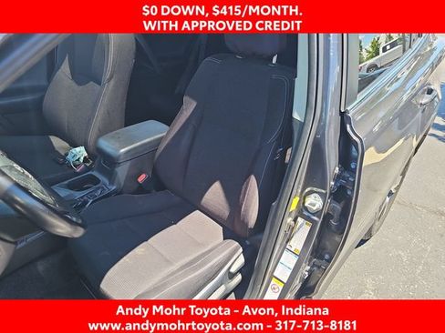 Used 2016 Toyota RAV4 XLE AWD/4WD image 10