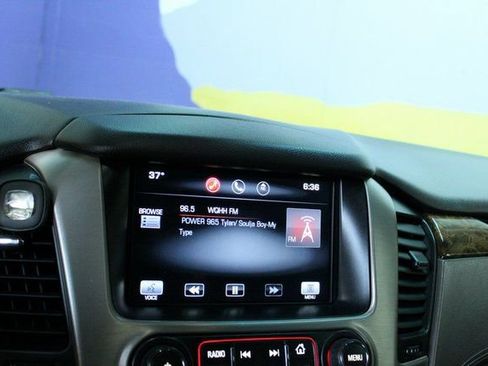 Used 2015 GMC Yukon XL Denali w/ Touring Package image 19