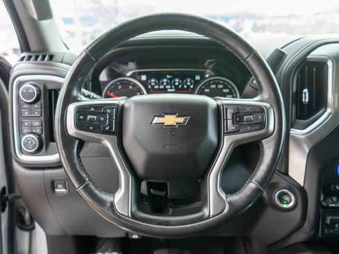 Used 2020 Chevrolet Silverado 3500 LTZ w/ LTZ Premium Package image 17