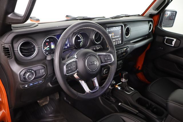 Used 2023 Jeep Wrangler Unlimited Sahara AWD/4WD image 24