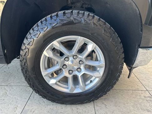 Used 2022 Chevrolet Silverado 1500 LT image 37