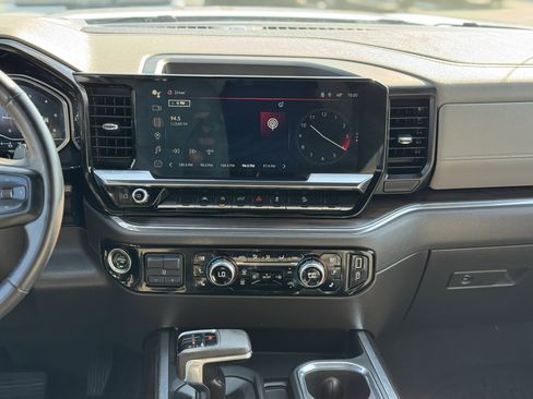 Used 2023 GMC Sierra 1500 SLT w/ SLT Premium Package image 16