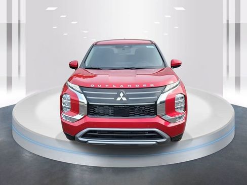 New 2026 Mitsubishi Outlander SE FWD image 2