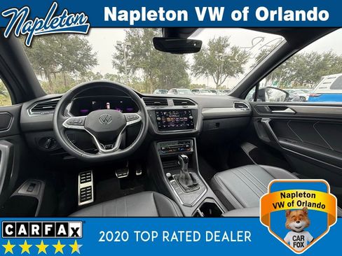 Used 2023 Volkswagen Tiguan SE R-Line image 18