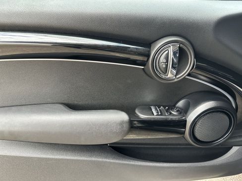 Used 2023 MINI Cooper S image 27