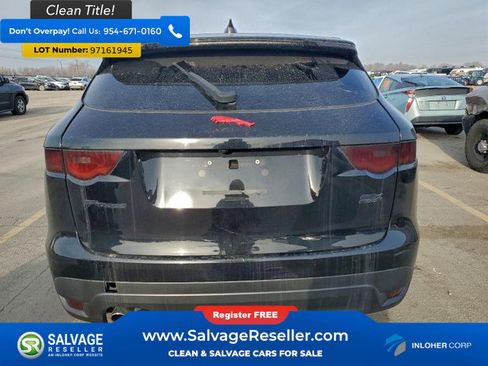 Used 2017 Jaguar F-PACE image 8