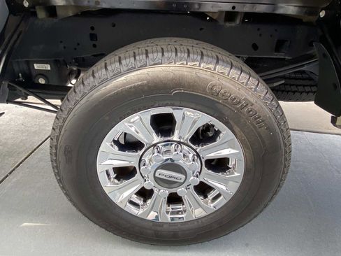 Used 2022 Ford F250 XLT image 9