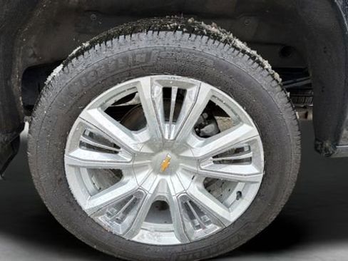 Used 2023 Chevrolet Silverado 1500 High Country w/ High Country Premium Package image 33