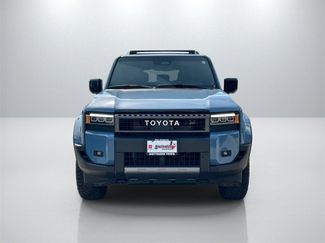 Used 2025 Toyota Land Cruiser video 2