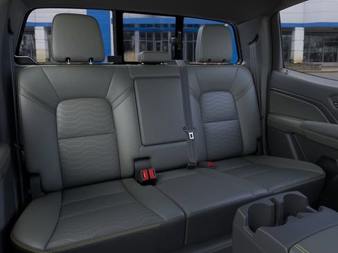 New 2026 Chevrolet Colorado ZR2 w/ Technology Package AWD/4WD image 17
