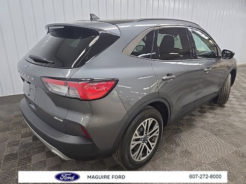 Used 2022 Ford Escape SEL image 10