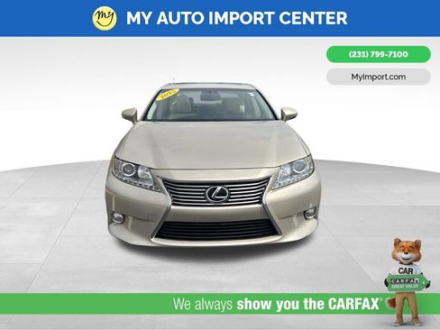 Used 2015 Lexus ES 350 w/ Premium Package FWD image 2