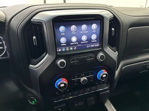 Used 2021 GMC Sierra 1500 SLT w/ SLT Premium Package AWD/4WD image 29