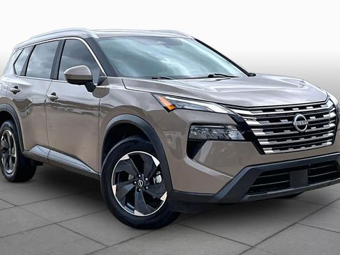 Used 2024 Nissan Rogue SV w/ SV Premium Package AWD/4WD image 3