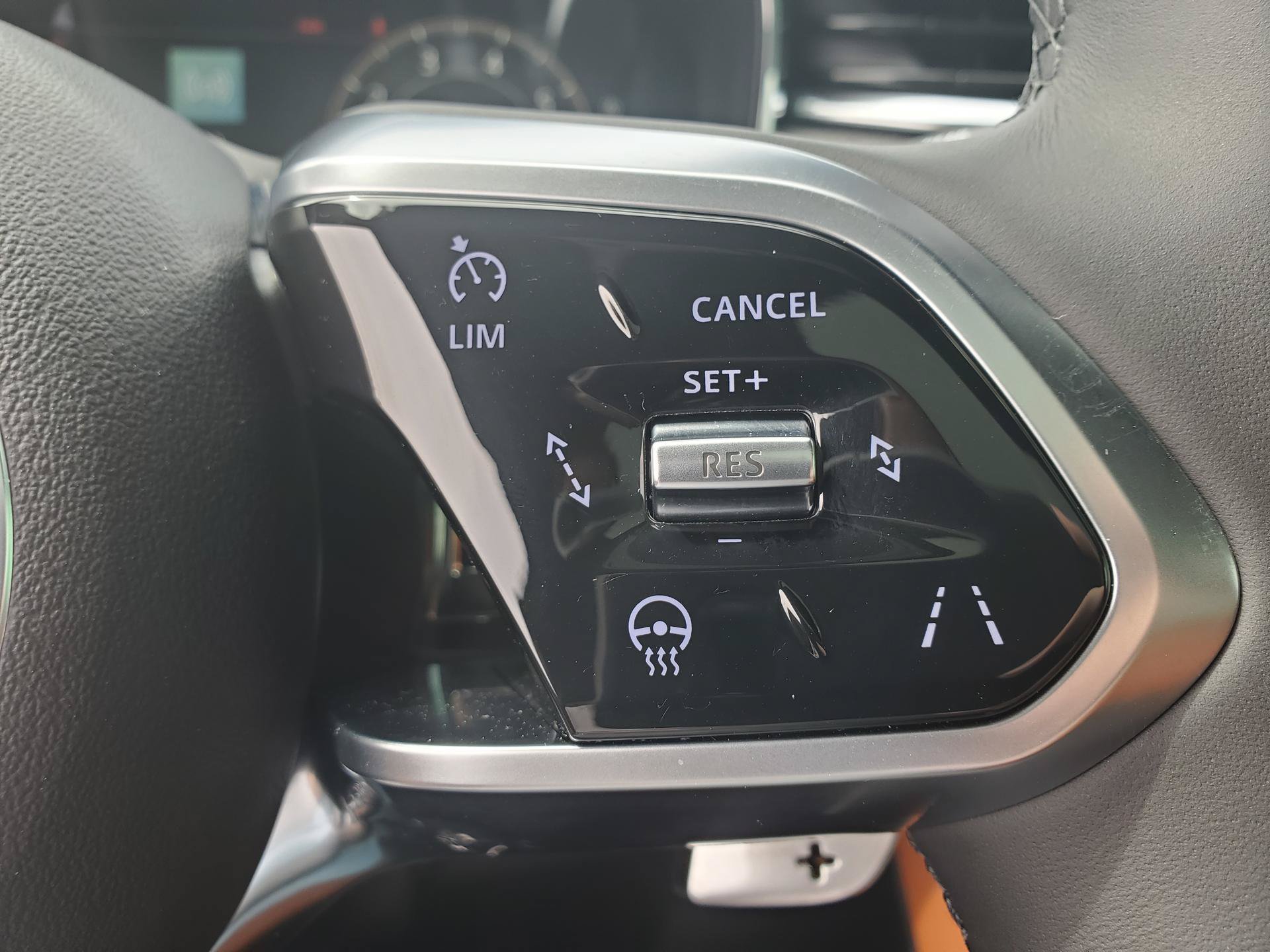New 2026 Jaguar F-PACE R-Dynamic S AWD/4WD image 24