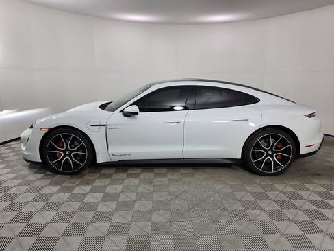 Used 2023 Porsche Taycan RWD image 4