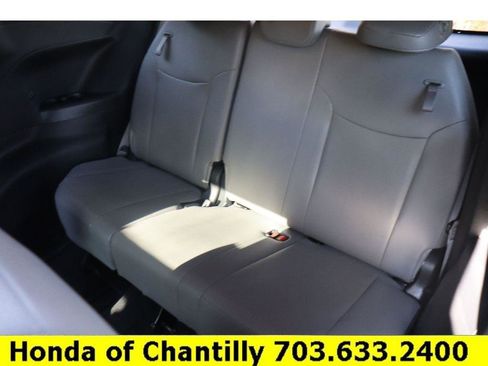 Used 2025 Toyota Sienna XLE AWD/4WD image 28