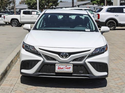 Certified 2023 Toyota Camry SE FWD image 2