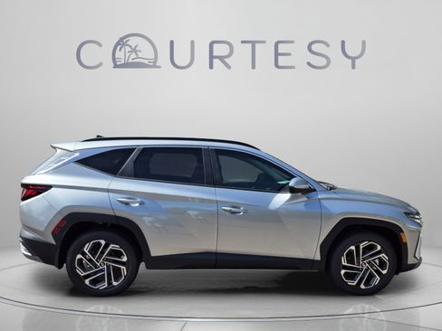 New 2026 Hyundai Tucson SEL Plus FWD image 6